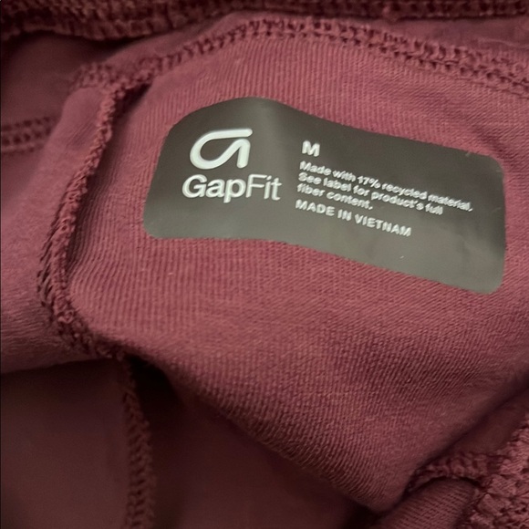 Gap Fit Maroon  Jogger/Pants with Black Accents Size 8 Med - Picture 5 of 5